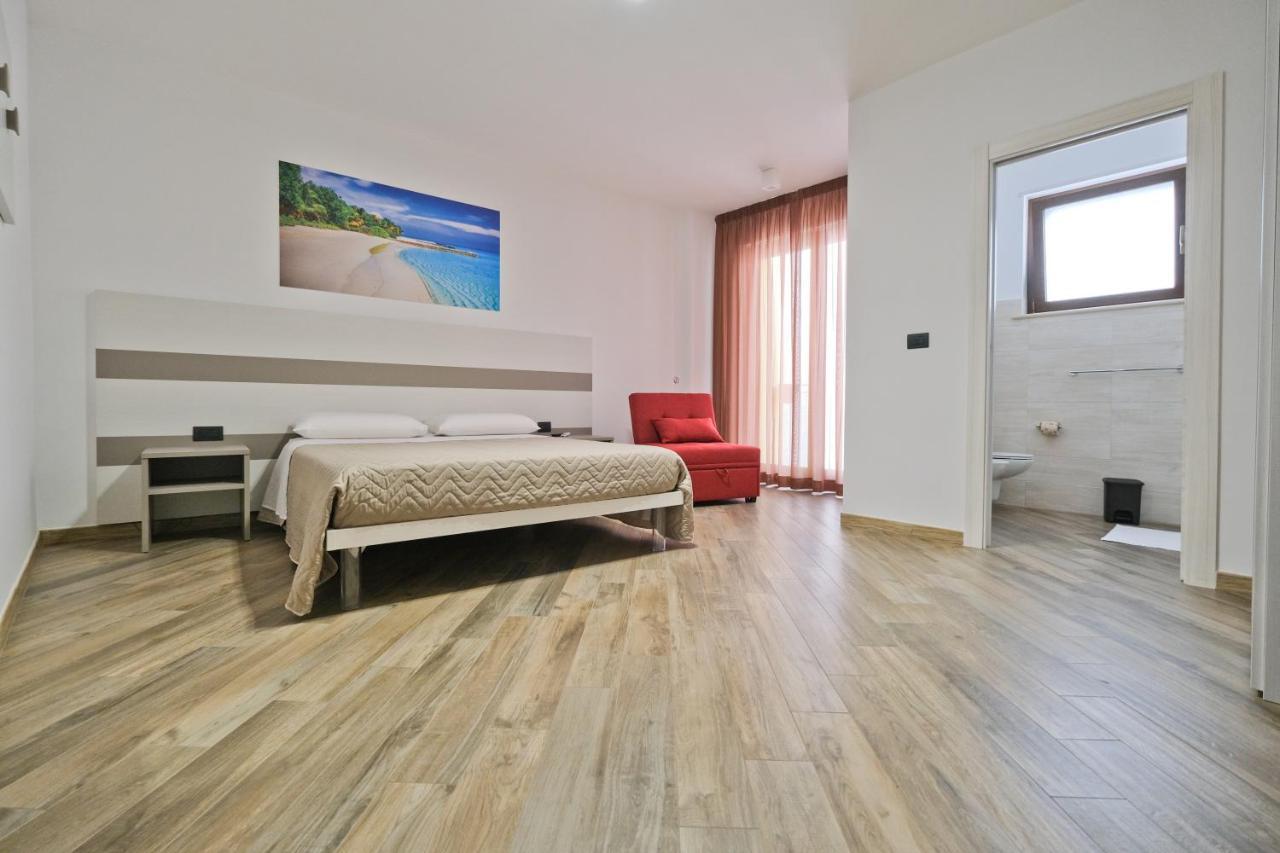 Il Porto Affittacamere B&B Brindisi Dış mekan fotoğraf