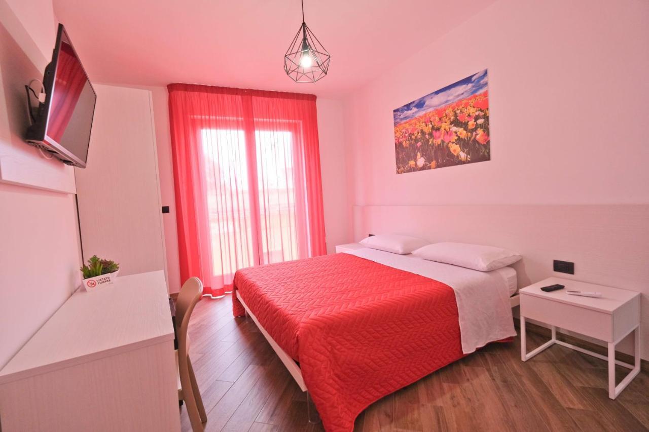 Il Porto Affittacamere B&B Brindisi Dış mekan fotoğraf